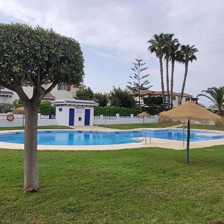 Apartamento Con Terraza Y Piscina A 300M De Playa 维拉 外观 照片