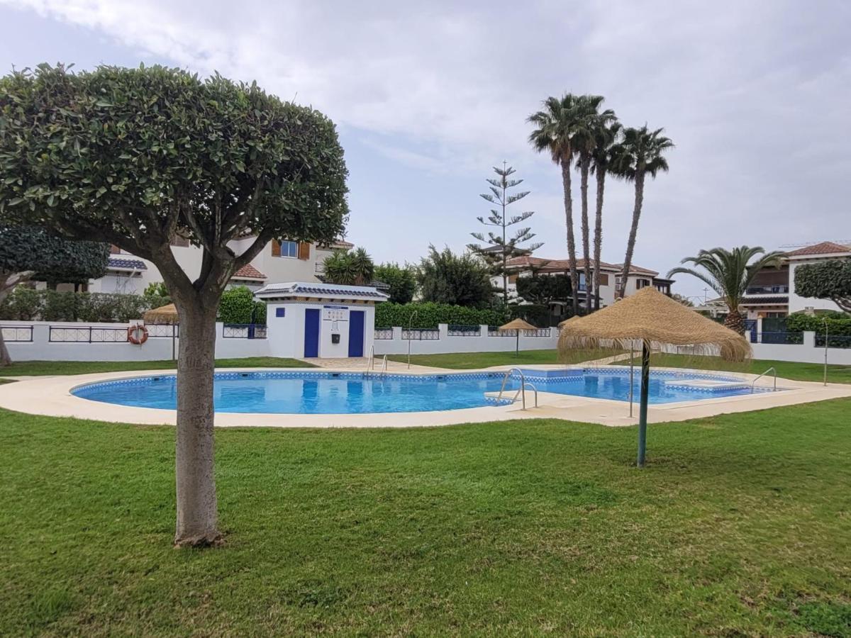 Apartamento Con Terraza Y Piscina A 300M De Playa 维拉 外观 照片