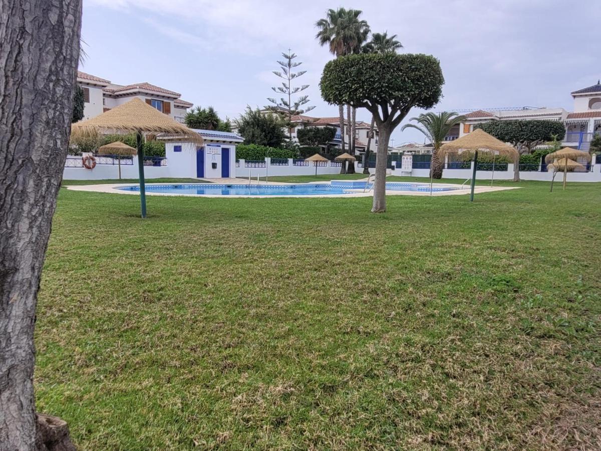 Apartamento Con Terraza Y Piscina A 300M De Playa 维拉 外观 照片